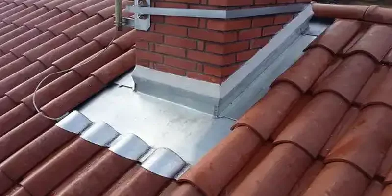 travaux de zinguerie et pose de gouttières zinc à La Trinite